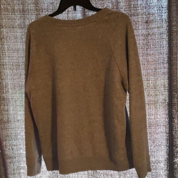 Levi's Women's Logo Relaxed Crewneck Sweatshirt - Picture 6 of 6